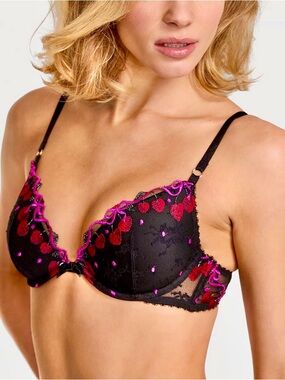 Victoria’s Secret cherry pop demi bra 34D